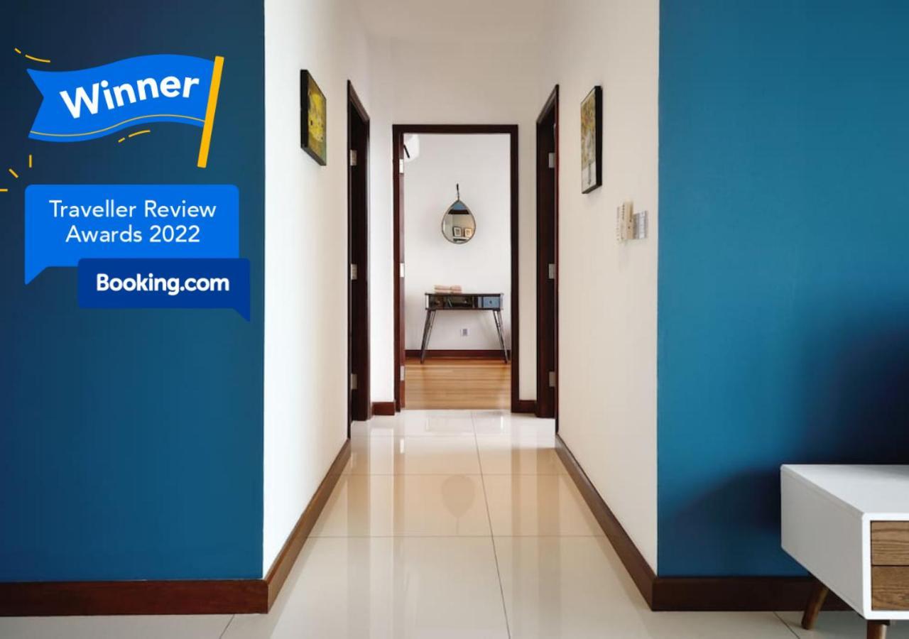 Experience The Coast - Hostahome Suites At Paragon Residence Near Downtown ジョホールバル エクステリア 写真